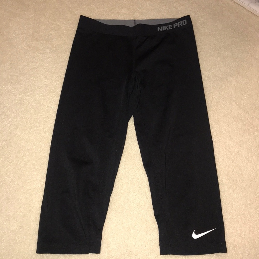 Nike compression leggings